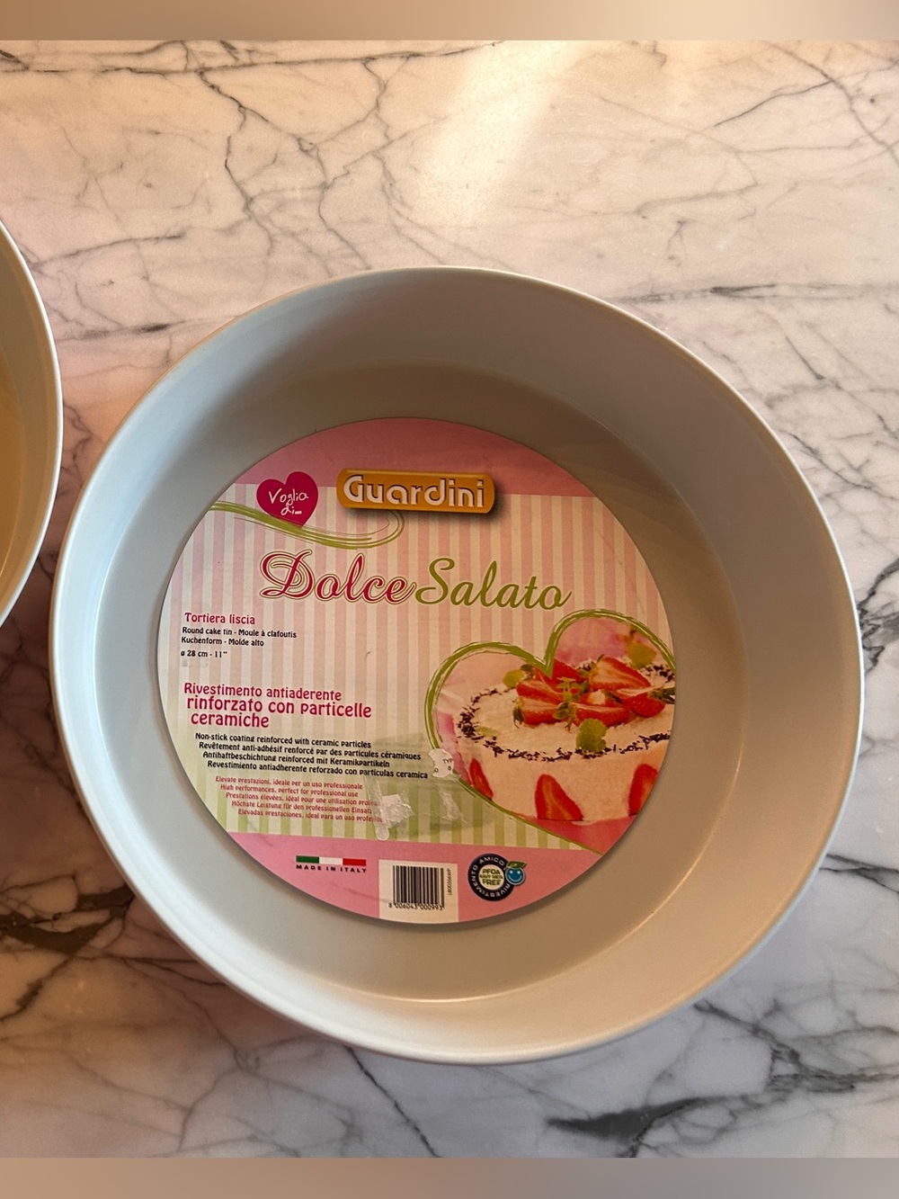 2 Pink/White 11-in Round Cake Pans